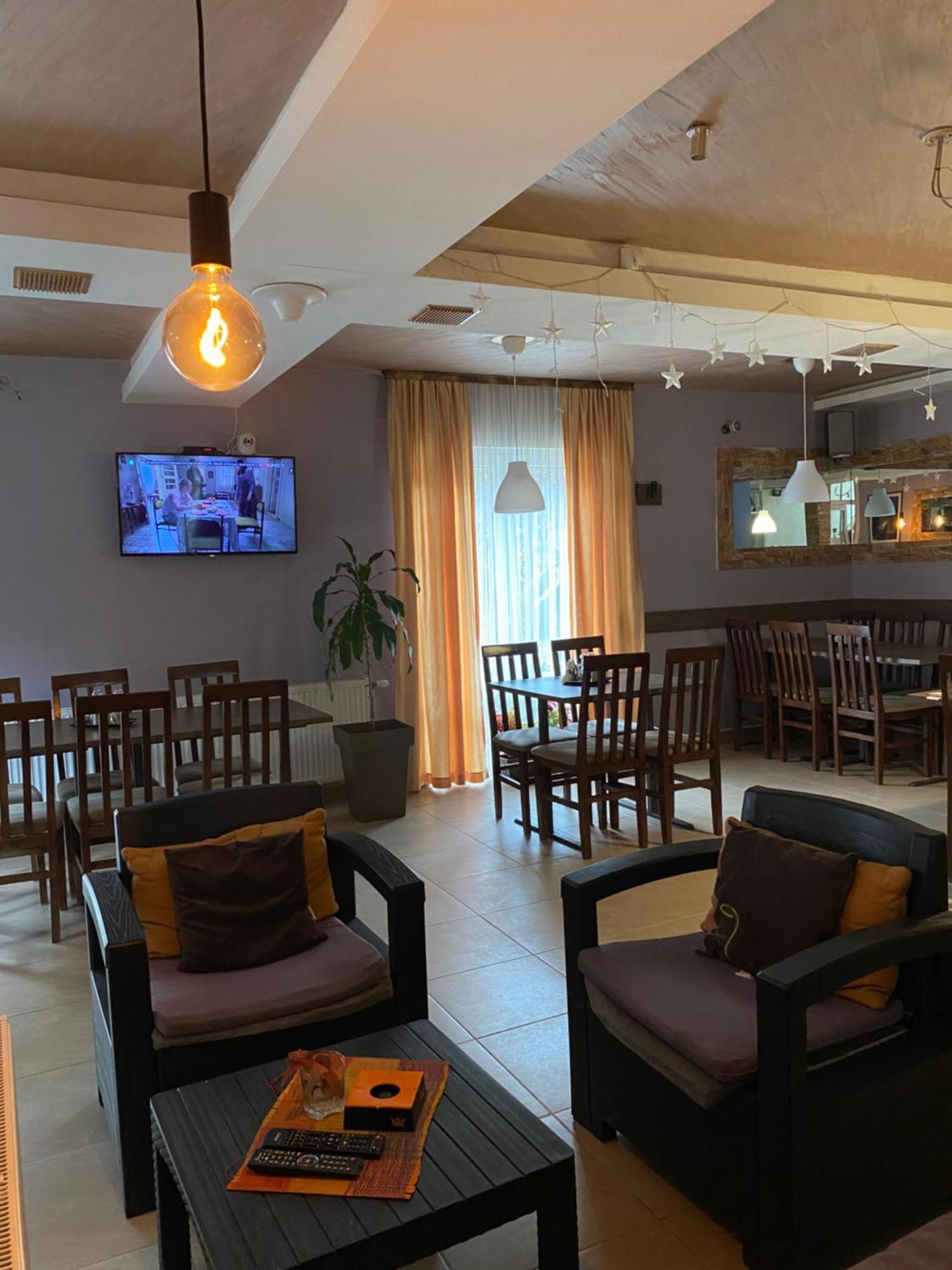 Bajka Hotel Crni Vrh Екстериор снимка