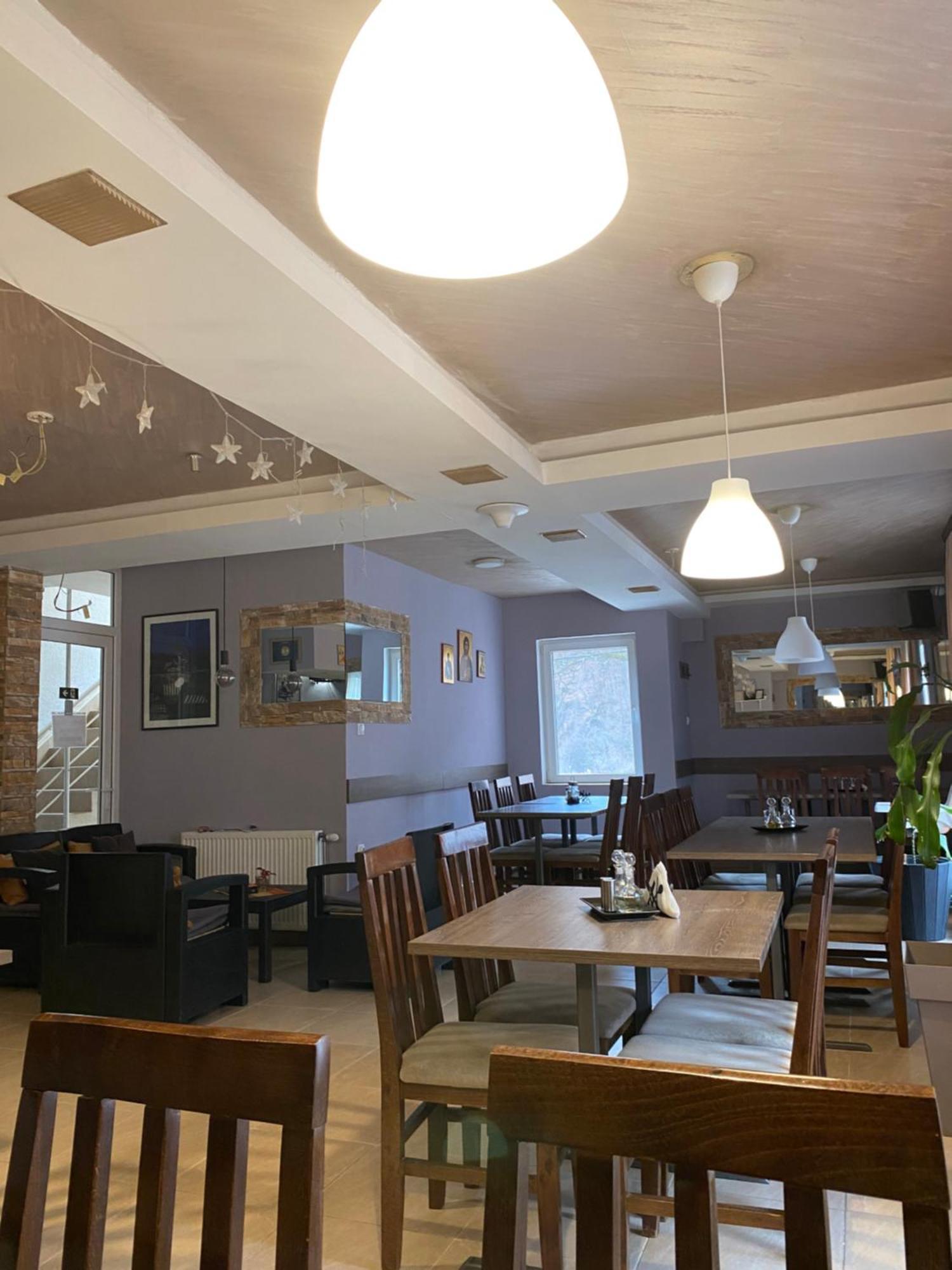 Bajka Hotel Crni Vrh Екстериор снимка