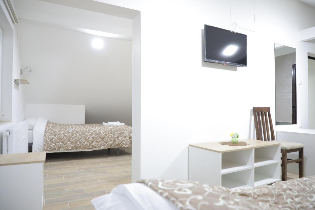 Bajka Hotel Crni Vrh Екстериор снимка