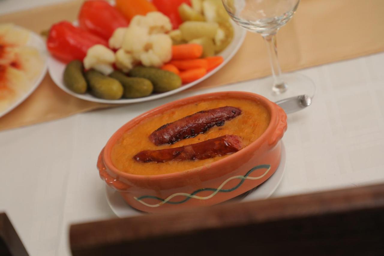 Bajka Hotel Crni Vrh Екстериор снимка