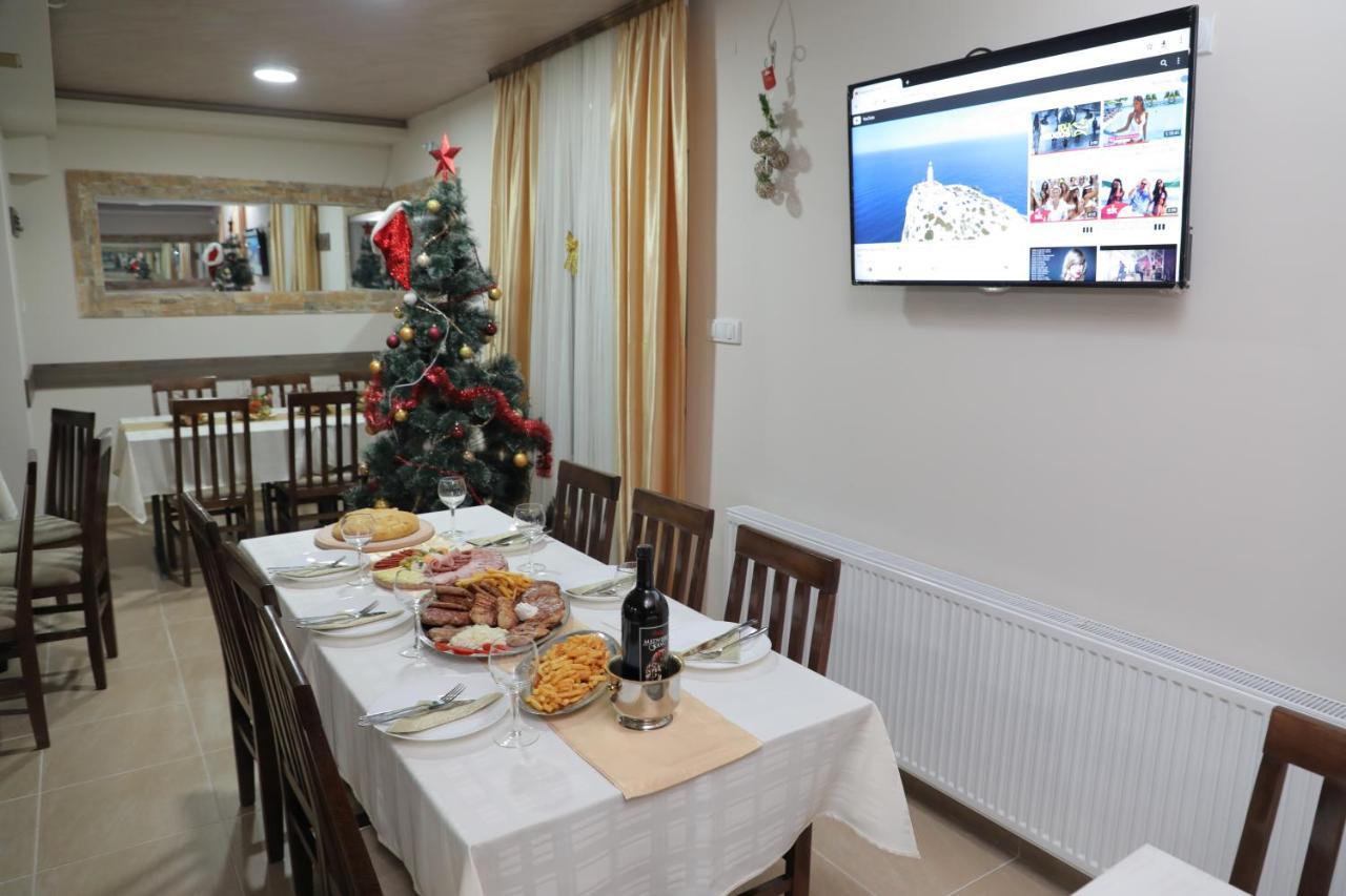 Bajka Hotel Crni Vrh Екстериор снимка